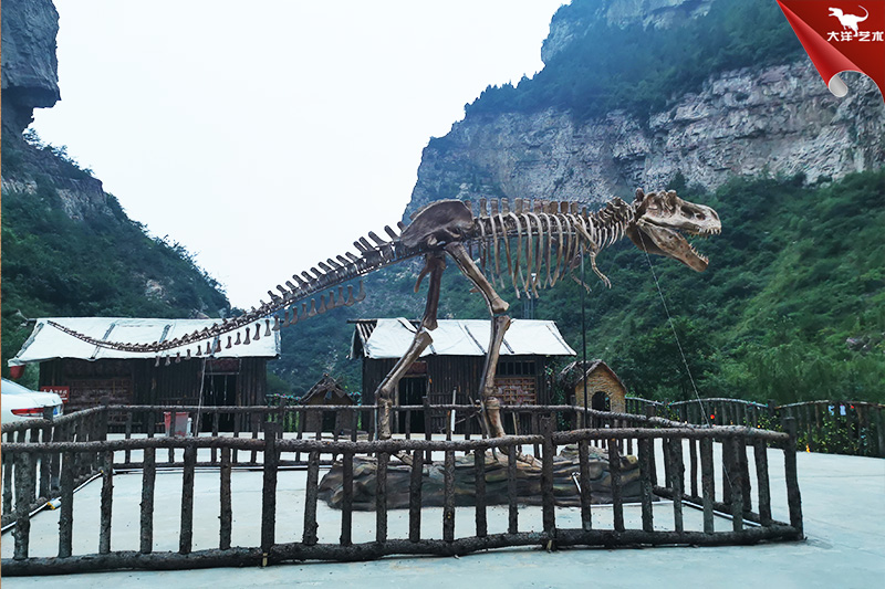 恐龍化石骨架，霸王龍化石骨架